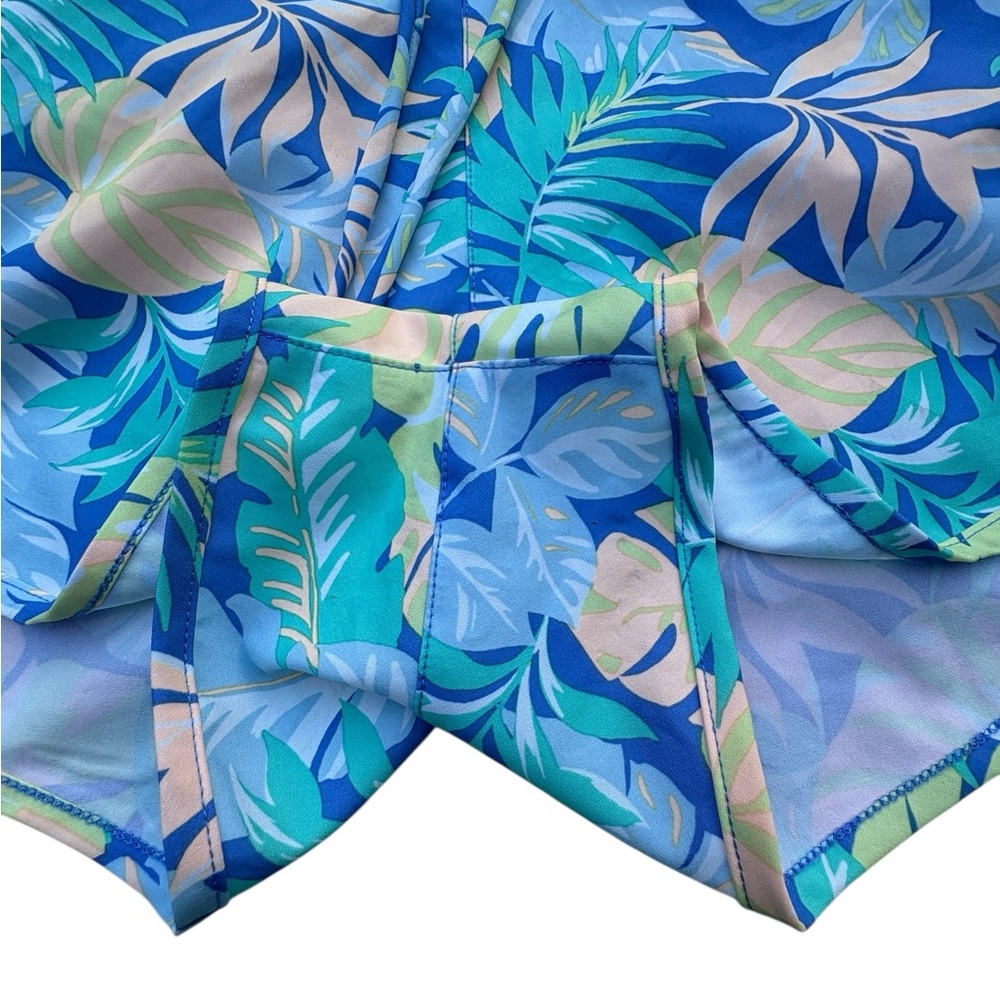 No Boundaries Women’s Pastel Tropical Leaf Pattern Shorts - Picture 5 of 11